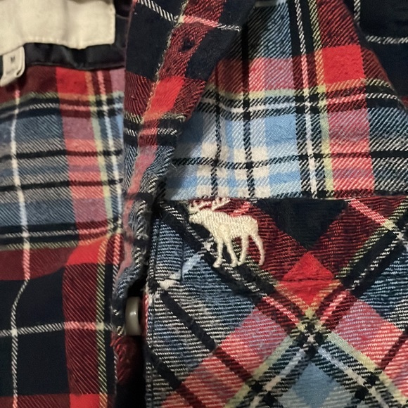 Abercrombie & Fitch Flannel - Picture 3 of 3
